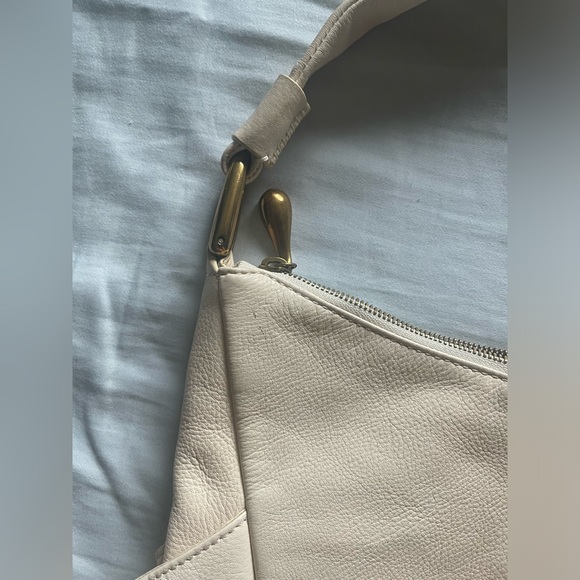 Hobo International cream fringe leather gold hardware handbag purse - Picture 11 of 16